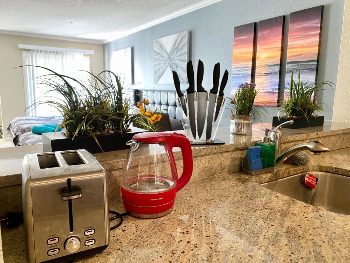 Holywood Hills !!! 2Bed Studio !!! Lägenhet Los Angeles Exteriör bild